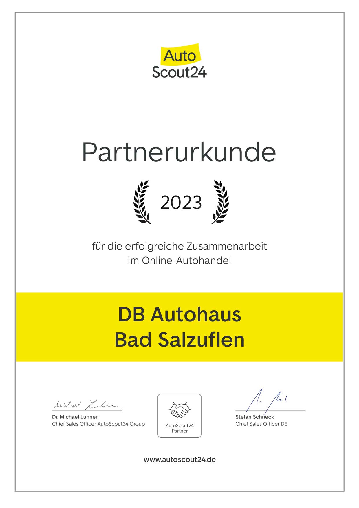 Partnerurkunde für die erfolgreiche Zusammenarbeit zwischen Autoscout24 und DB Autohaus Bad Salzuflen